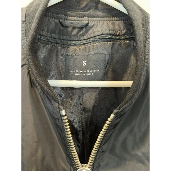 Women's Red Scarf Revolution Black Bomber Jacket Size S - Picture 4 of 4